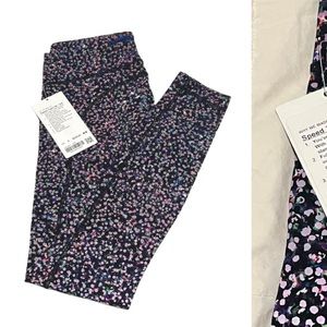 Lululemon NWT Speed Tight Reflective SISR sz 6 Seawheeze